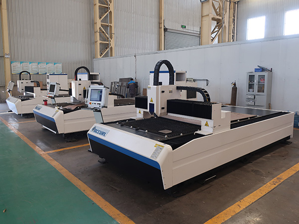 CNC Laser Tootmine 1000w 2000w 3kw Kaitstud metallkiud laserlõikur